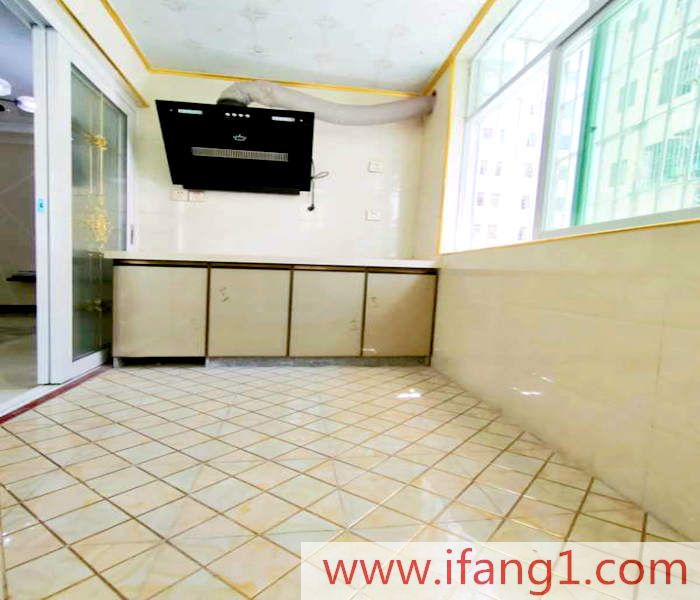 <a href=/longhua/ target=_blank class=infotextkey>高坳小產權房價</a>格