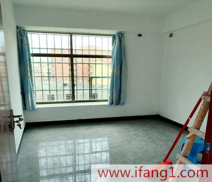 <a href=/dalingshan/ target=_blank class=infotextkey>大嶺山小產權房</a>出售信息