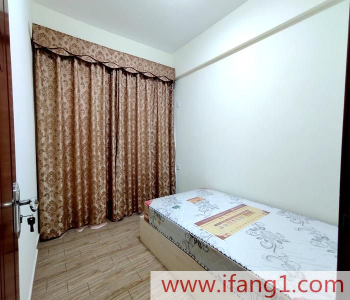 <a href=/dalingshan/ target=_blank class=infotextkey>大嶺山小產權房</a>交易