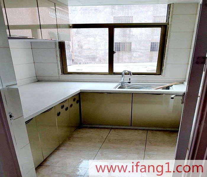 <a href=/changping/ target=_blank class=infotextkey>常平小產權房網</a>