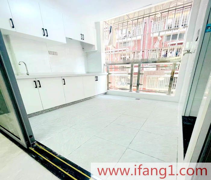 <a href=/longhua/ target=_blank class=infotextkey>大浪小產(chǎn)權房出售</a>