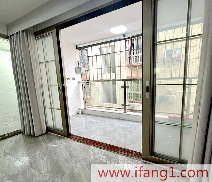 龍華陽臺山東站小產(chǎn)權房